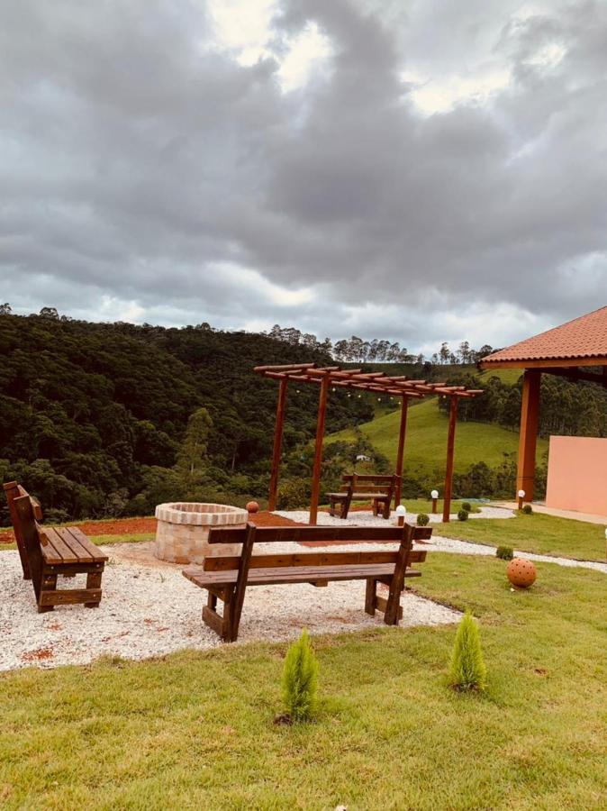 Chacara Belo Encanto Villa ซานโต อังตัวนิโอ โด ปิงญัล ภายนอก รูปภาพ
